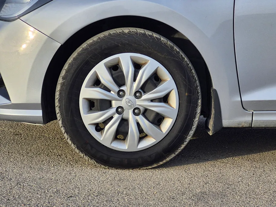 هيونداي اكسنت سمارت 2022 