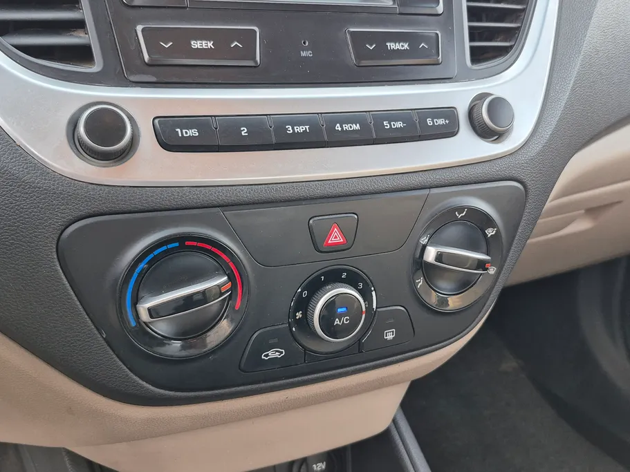 هيونداي اكسنت سمارت 2022 