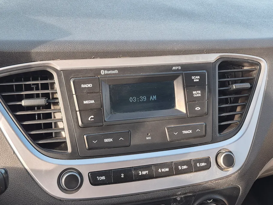 2022 Hyundai Accent Smart 