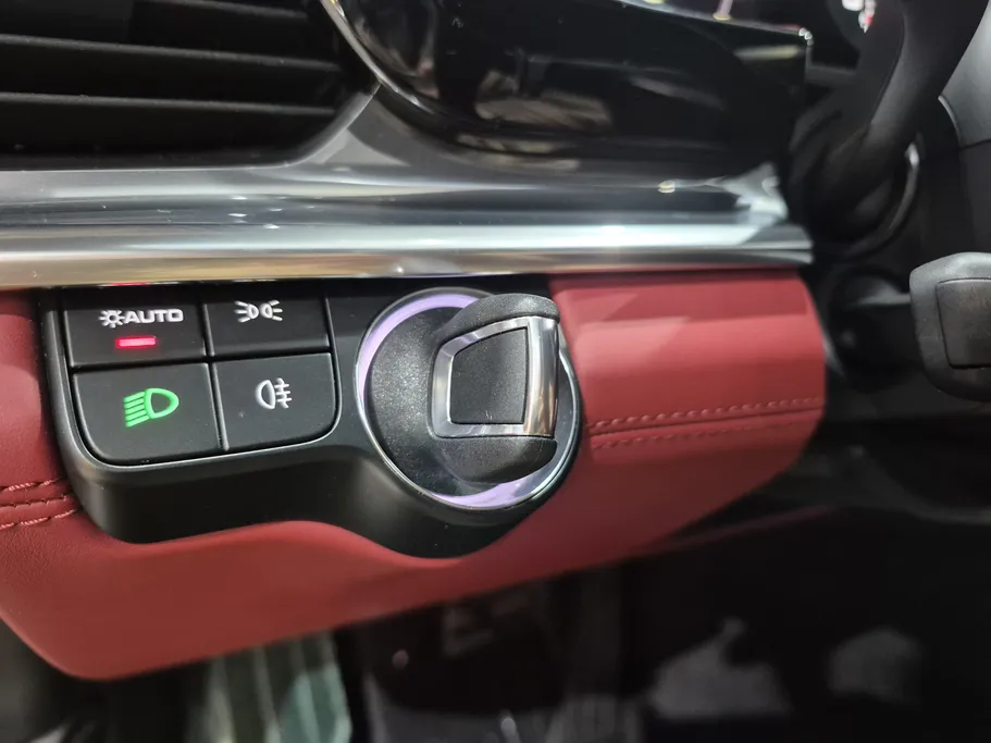 2023 Porsche Panamera  