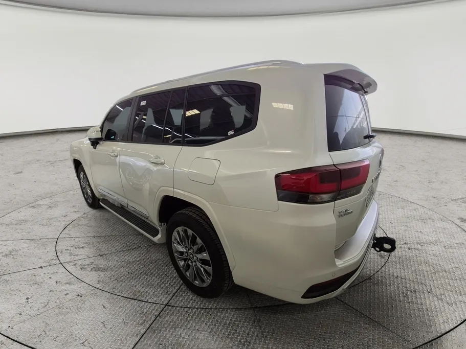 2025 Toyota Land Cruiser GXR 