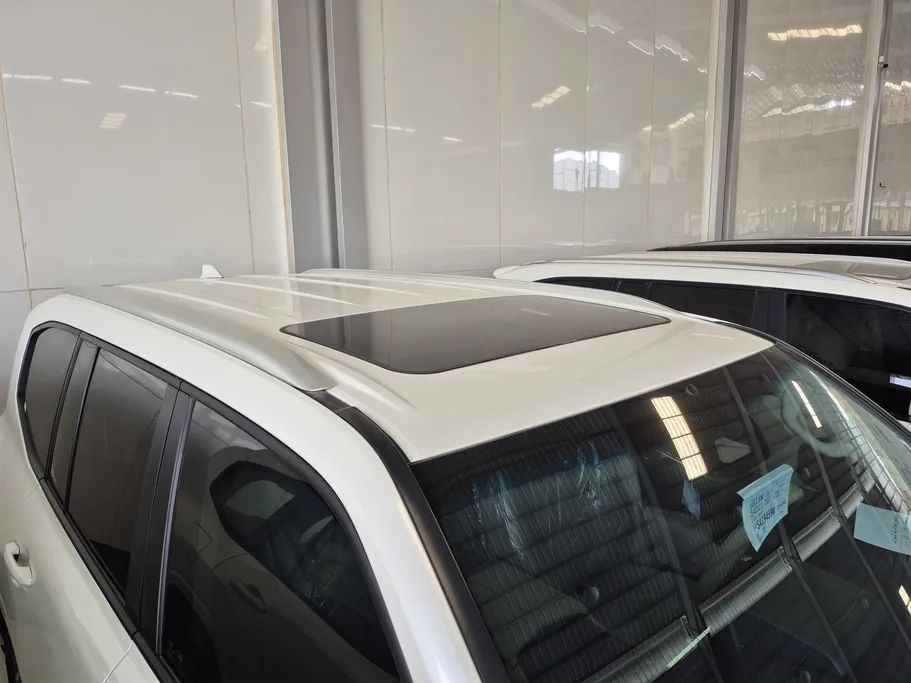 2025 Toyota Land Cruiser GXR 