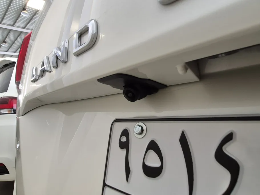 2025 Toyota Land Cruiser GXR 