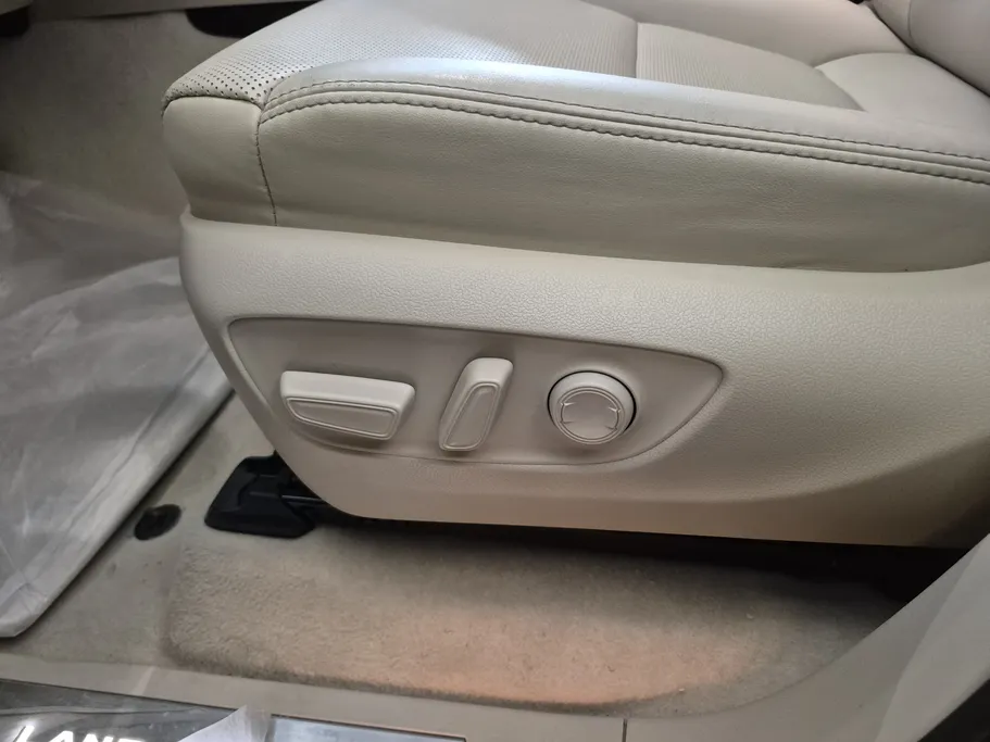 2023 Toyota Land Cruiser GXR4 