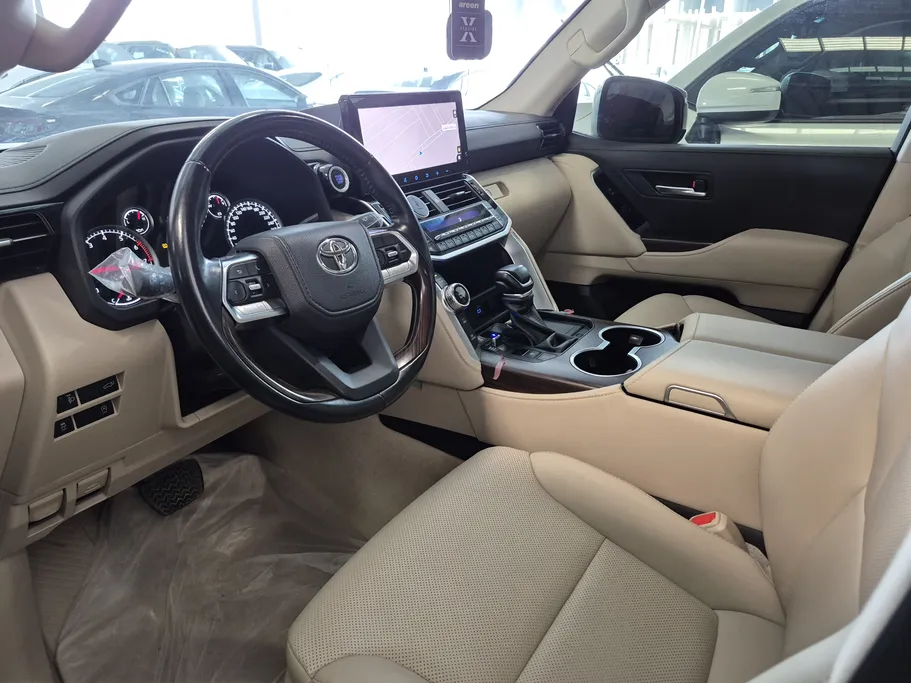 2023 Toyota Land Cruiser GXR4 