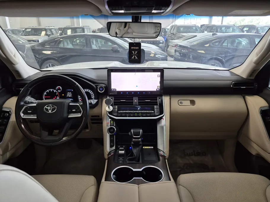 2023 Toyota Land Cruiser GXR4 