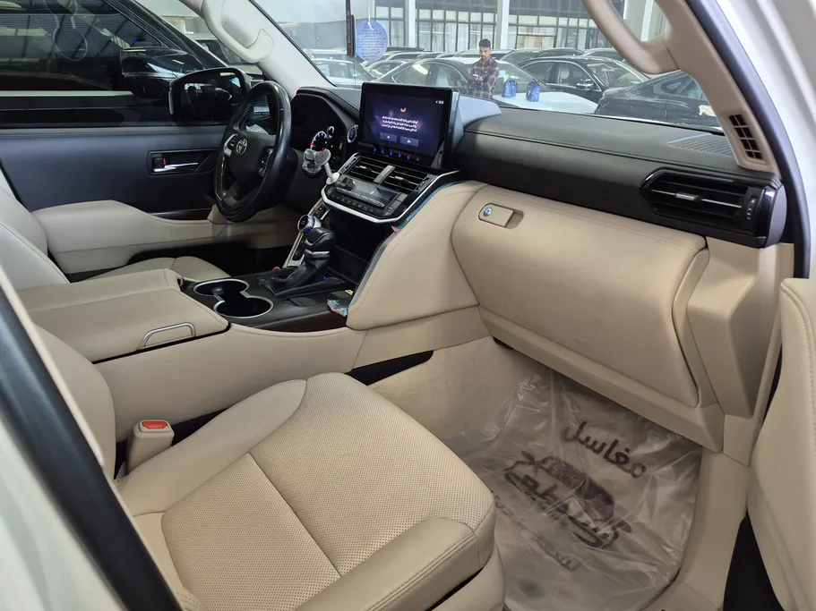 2023 Toyota Land Cruiser GXR4 