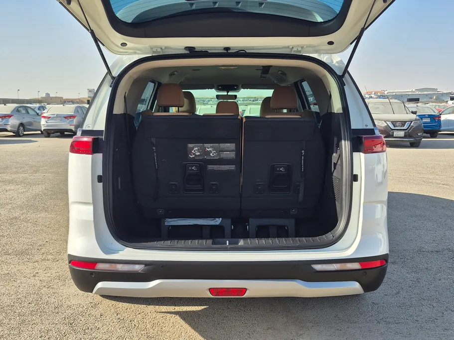 كيا كرنفال LX 2024 