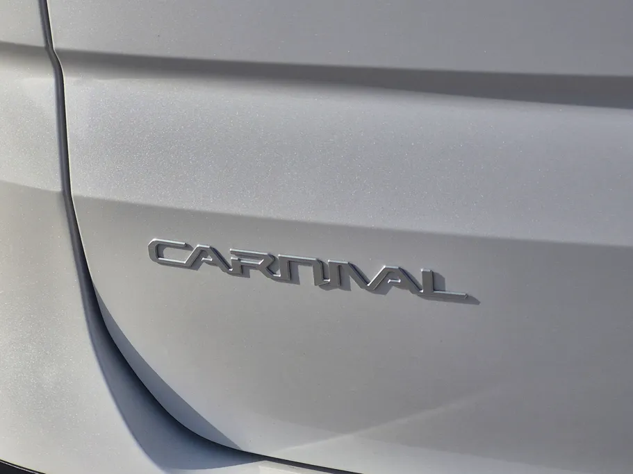 كيا كرنفال LX 2024 