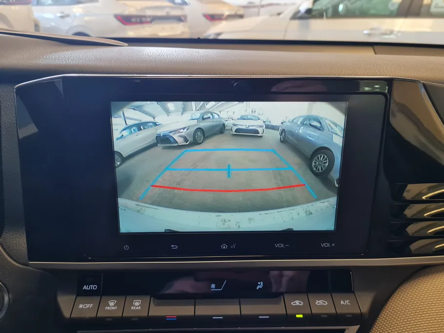 2026 Toyota Camry  E Plus HEV 