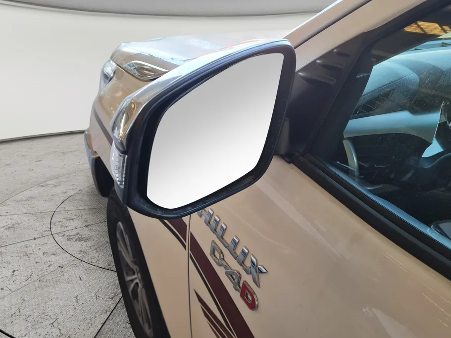 2026 Toyota Hilux SGLX 4X4 AT DSL 