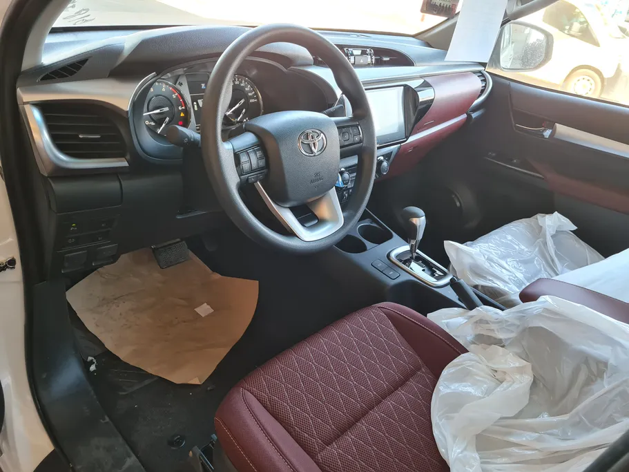 2026 Toyota Hilux SGLX 4X4 AT DSL 