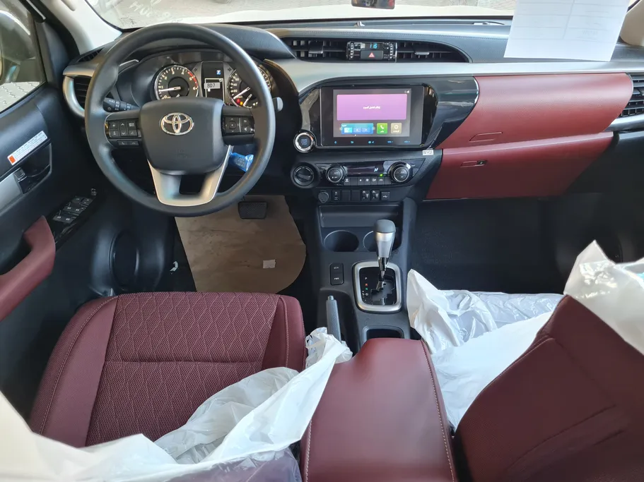 2026 Toyota Hilux SGLX 4X4 AT DSL 