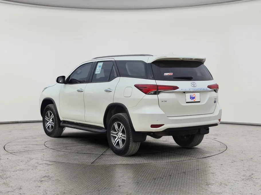 2022 Toyota Fortuner VX 