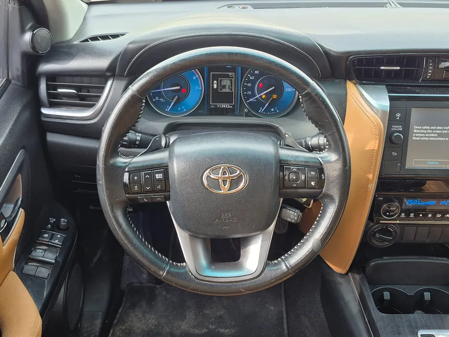 2022 Toyota Fortuner VX 