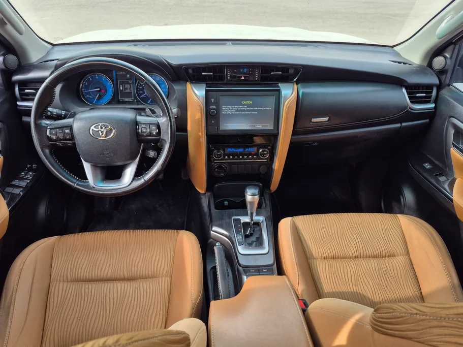 2022 Toyota Fortuner VX 