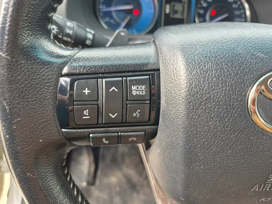 2022 Toyota Fortuner VX 