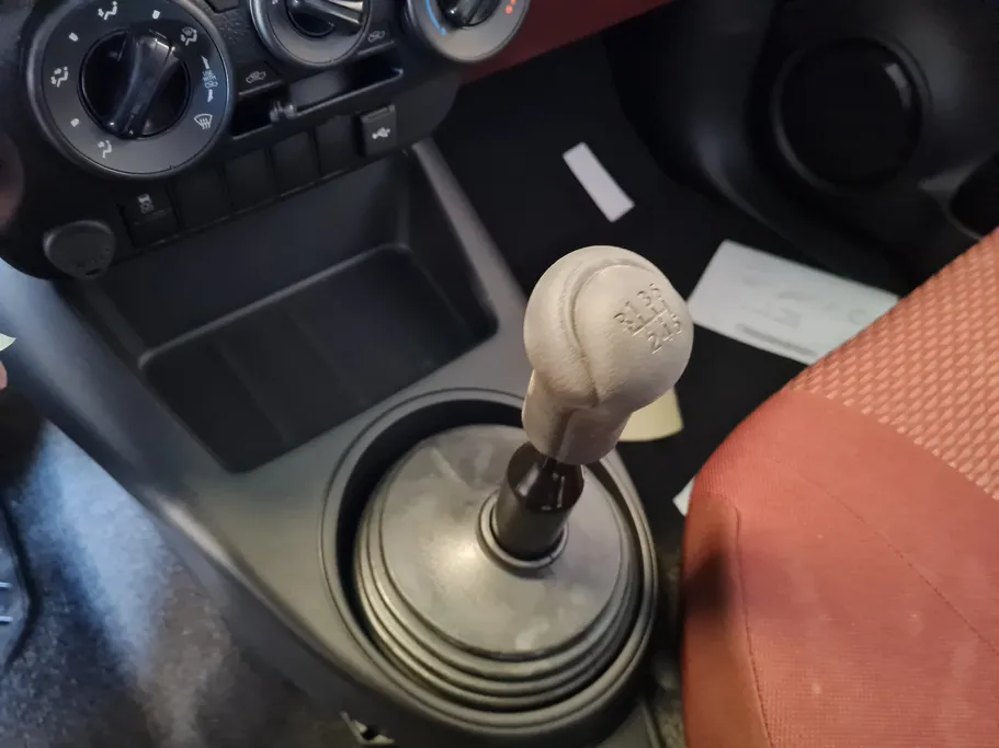 تويوتا هايلكس GL2 2026 