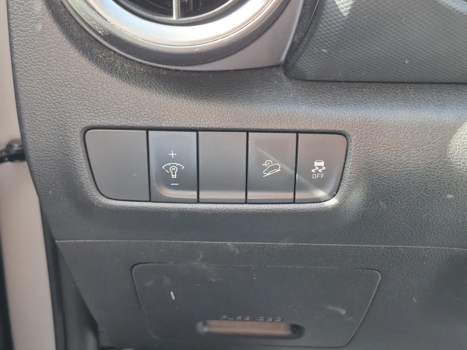 2022 Hyundai Kona SMART 