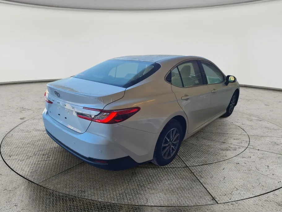 تويوتا كامري E 2026 