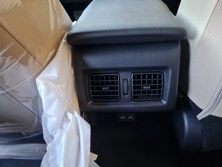 تويوتا كامري E 2026 