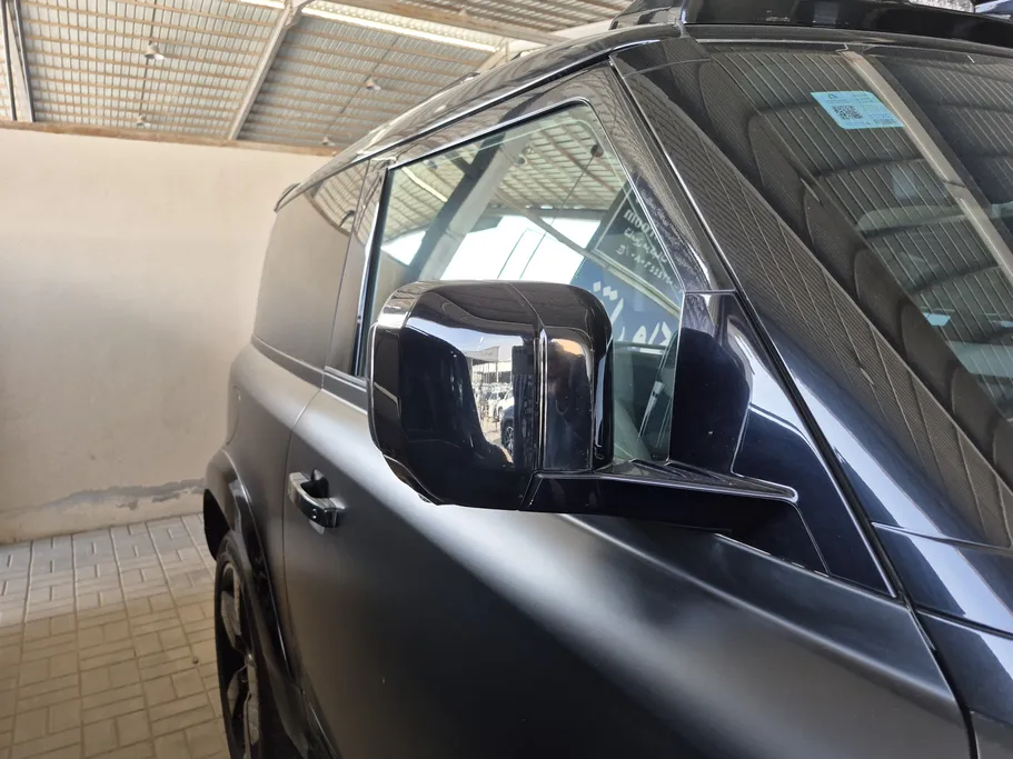 2021 Range Rover Defender HSE P400 