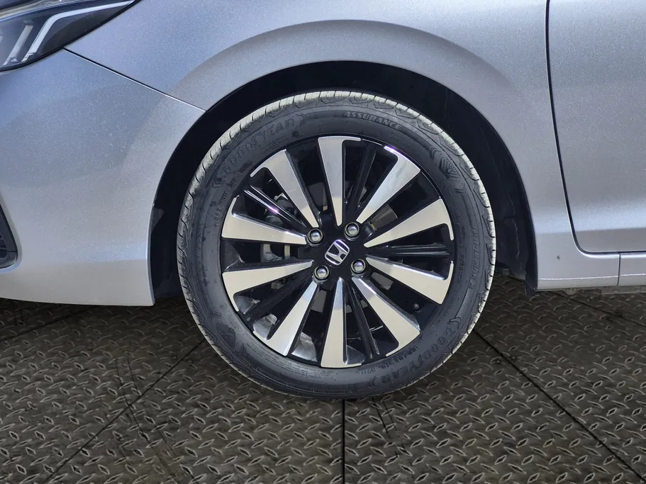 2025 Honda City LX Sport 