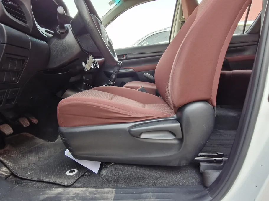 تويوتا هايلكس GL2 2022 