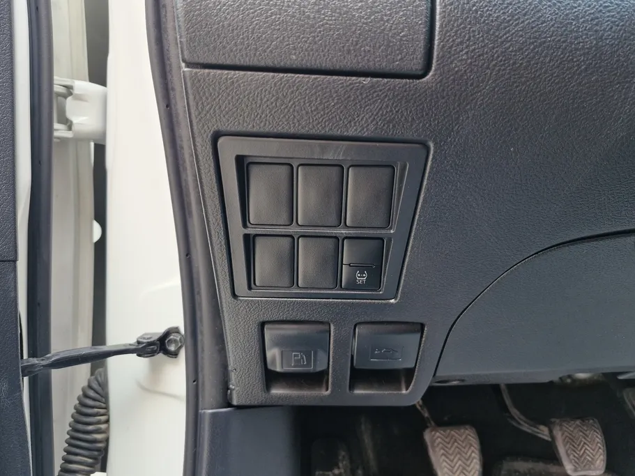 تويوتا هايلكس GL2 2022 