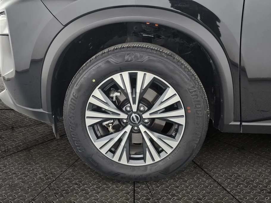 نيسان أكس تريل SV Plus 2023 