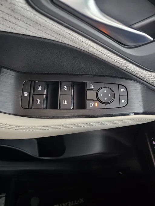 نيسان أكس تريل SV Plus 2023 