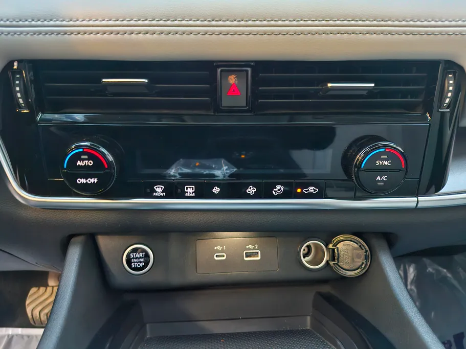 نيسان أكس تريل SV Plus 2023 