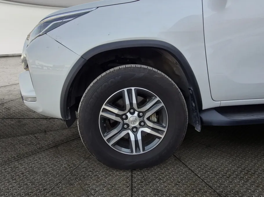 تويوتا فورتشنر VX1 2023 