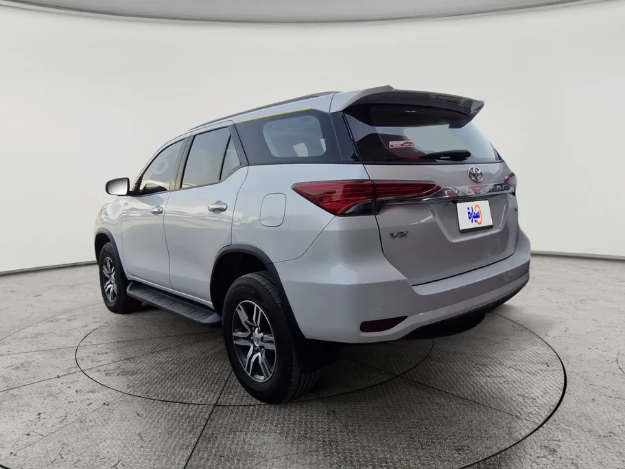 تويوتا فورتشنر VX1 2023 