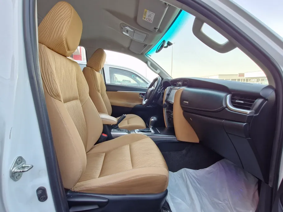 تويوتا فورتشنر VX1 2023 