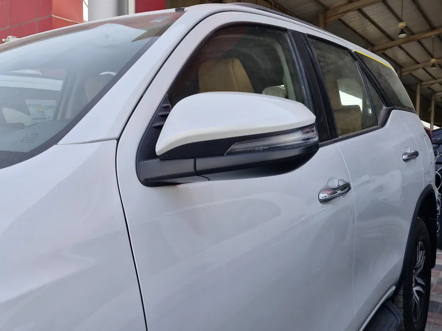 تويوتا فورتشنر VX1 2023 