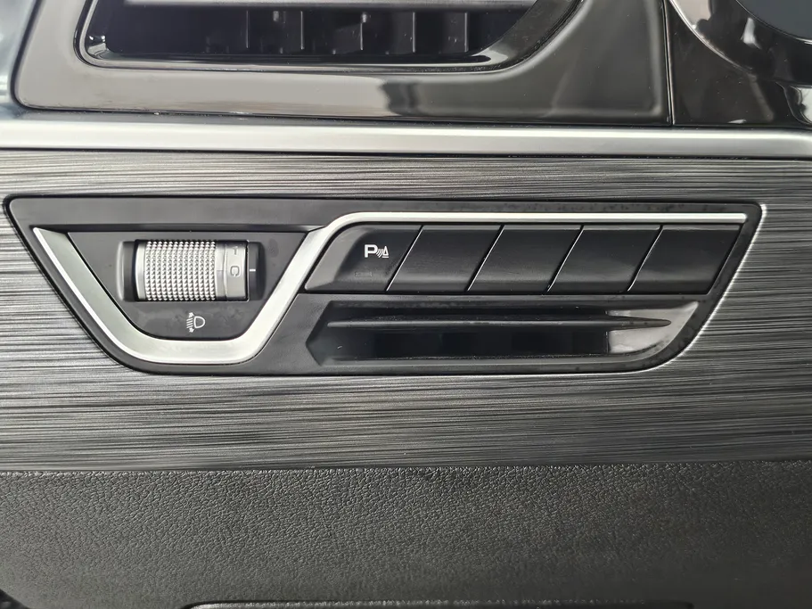 2022 Geely TUGELLA Flagship GF 