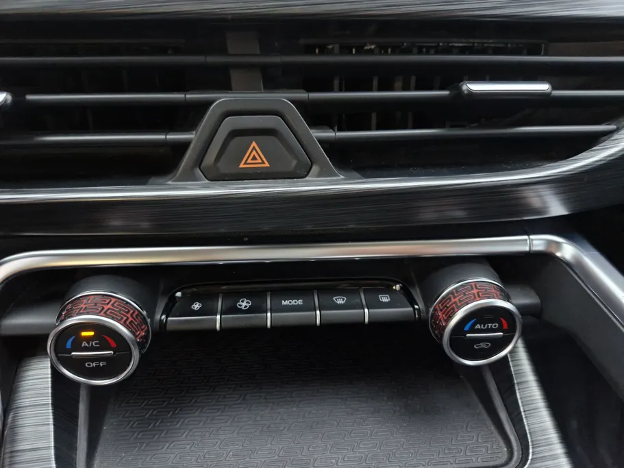 2022 Geely TUGELLA Flagship GF 