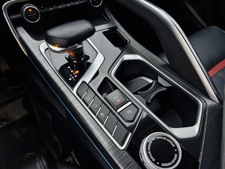 2022 Geely TUGELLA Flagship GF 