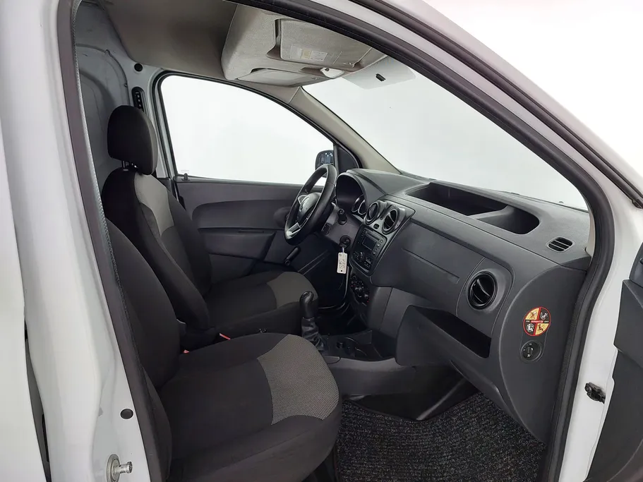 2021 Renault Docker Van بضاعة 