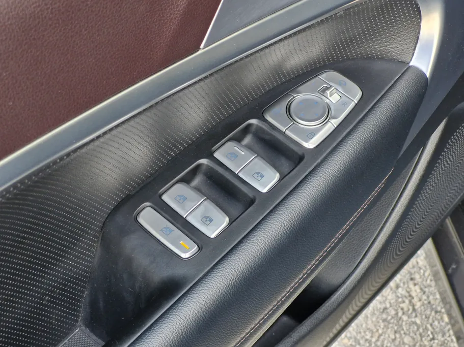 جينيسيس G70  2020 