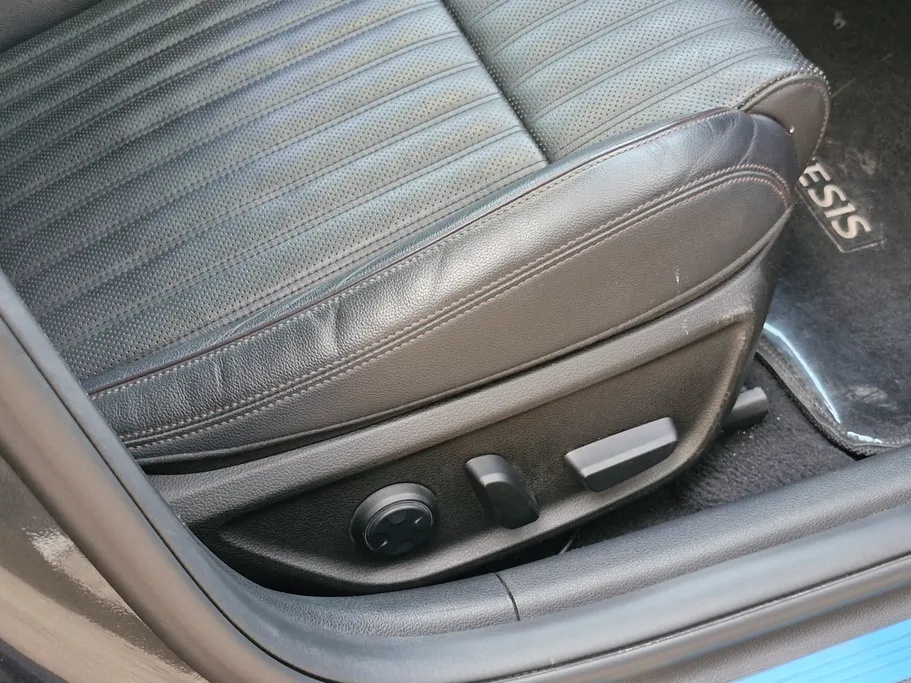 جينيسيس G70  2020 