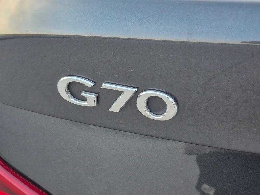 2020 Genesis G70  