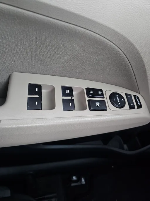 2019 Hyundai Elantra GLS 