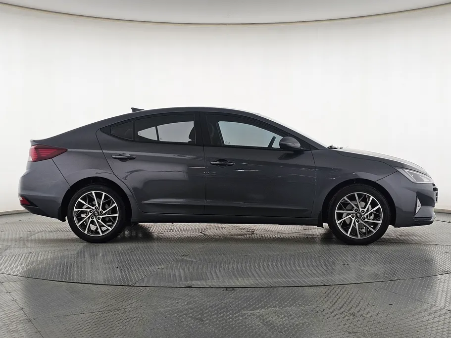 2019 Hyundai Elantra GLS 