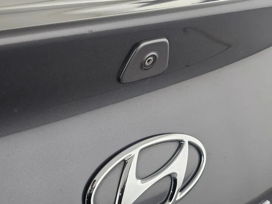 2019 Hyundai Elantra GLS 