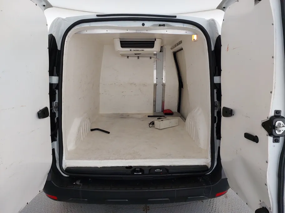 2021 Renault Docker Van بضاعة 