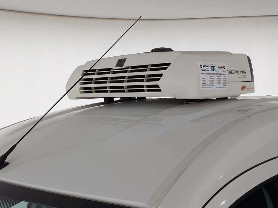 2021 Renault Docker Van بضاعة 