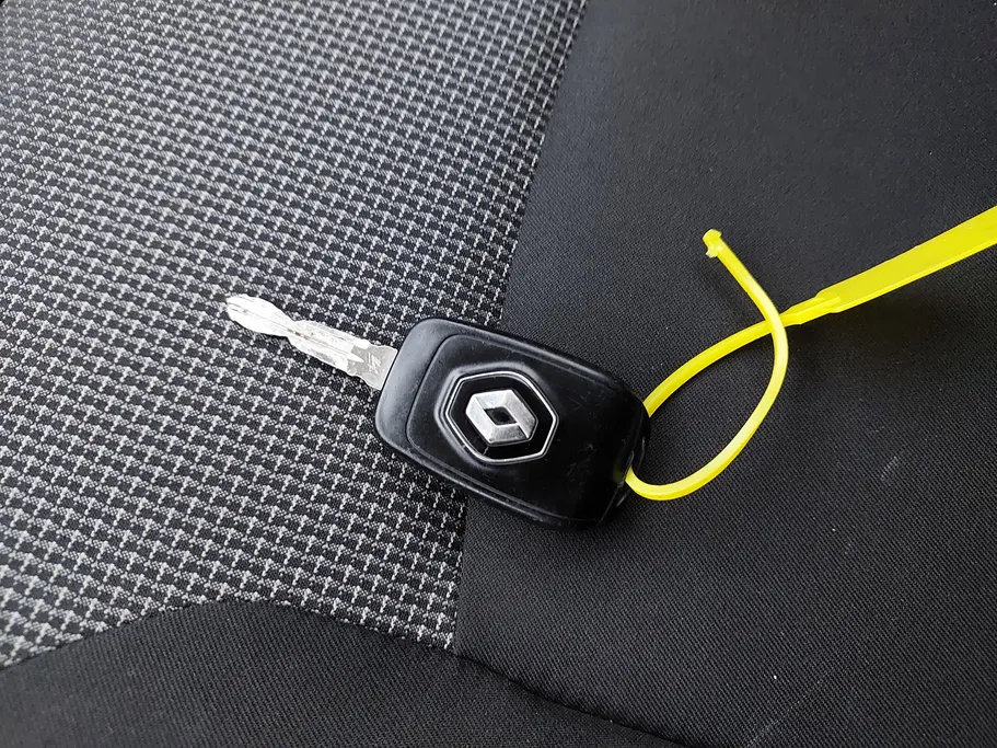 2021 Renault Docker Van بضاعة 