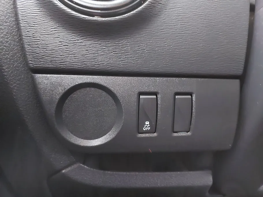 2021 Renault Docker Van بضاعة 